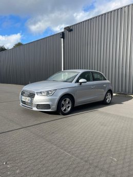 AUDI AUDI A1 SPORTBACK 2016