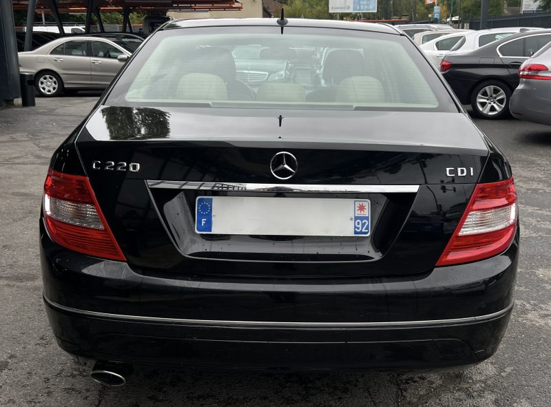 MERCEDES CLASSE C III ELEGANCE 220 CDI 2.2 170 BOITE AUTO 1ERE MAIN CUIR GPS 88 700 km Garantie 1 an