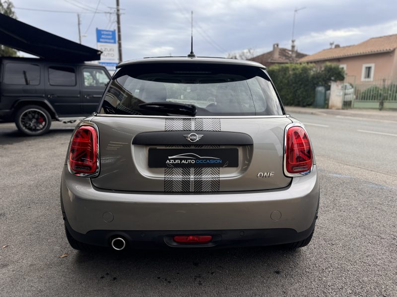 MINI Cooper One F56 1.5 (102Cv)