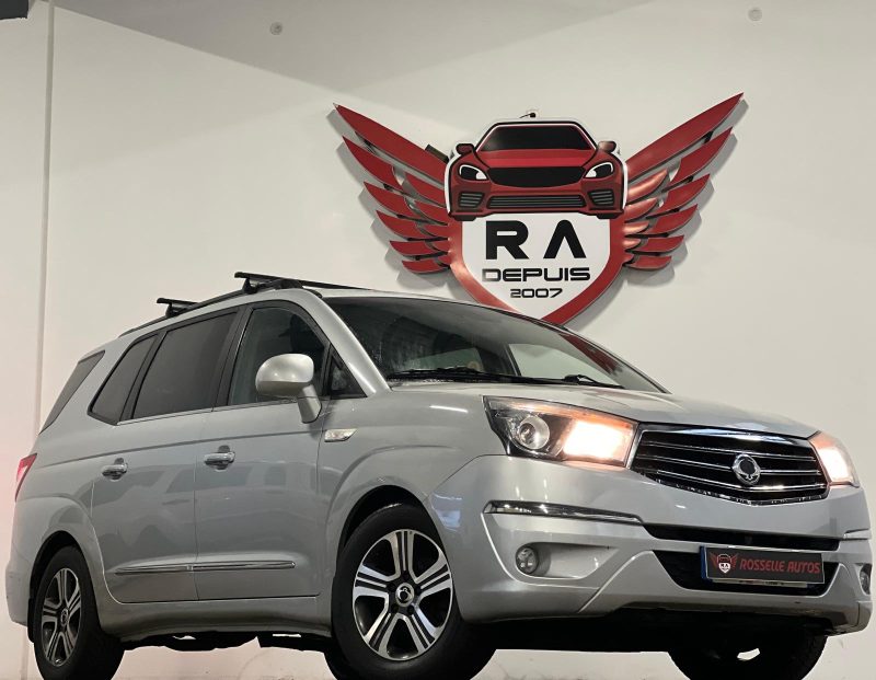 SSANGYONG RODIUS 2.0 155CH 200 E-XDI 4WD AUTO 7 PLACE