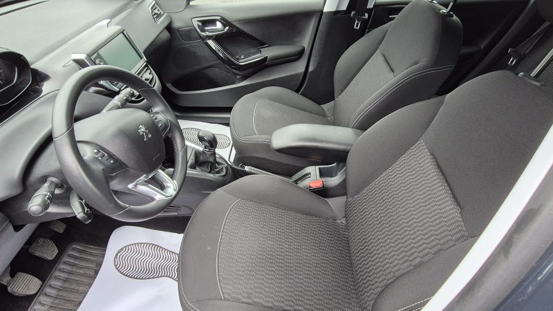 PEUGEOT 208  1.5 BlueHDI ACTIVE BUSINESS