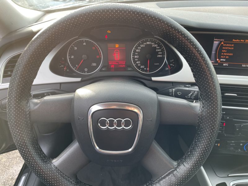 AUDI A4 2009