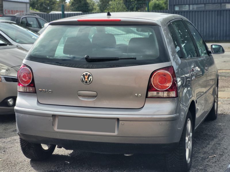 VOLKSWAGEN POLO Phase II 2008