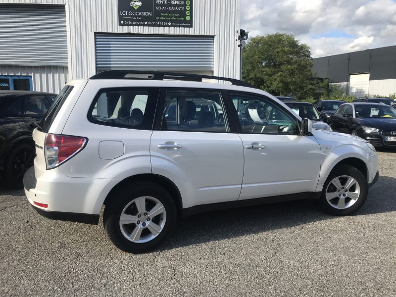 SUBARU FORESTER III - 2.0 XS 4WD SPORT SHIFT 150cv BVA CLUB - GARANTIE 6 MOIS