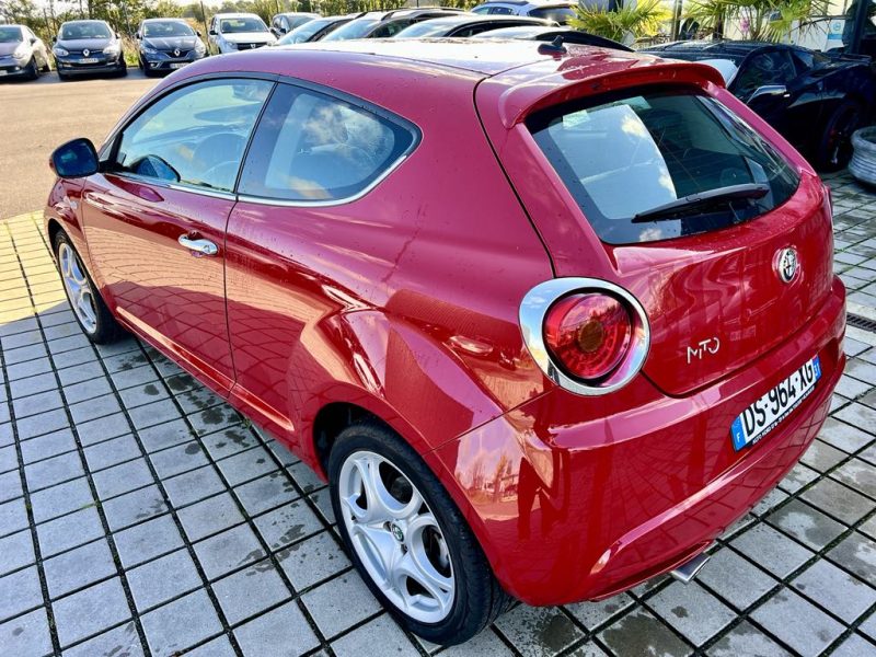 ALFA ROMEO MITO 0,9 TWIN AIR 105 START & STOP DISTINCTIVE