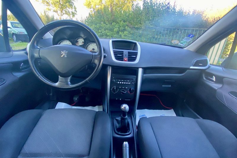 PEUGEOT 207 1.6 HDi 90 Premium BVM5