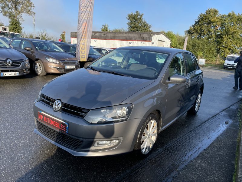 VOLKSWAGEN POLO 2012