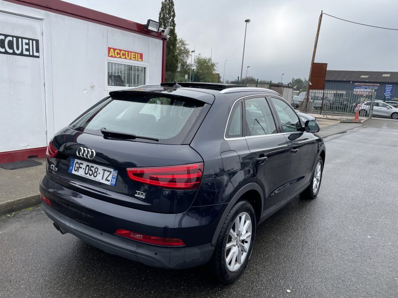 AUDI Q3 2012