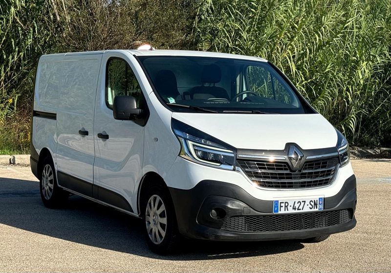 RENAULT TRAFIC II Fourgon L1 H1 2.0 dCi 120 Confort