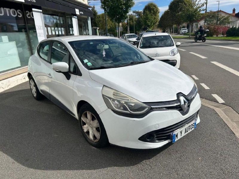 RENAULT CLIO 2012