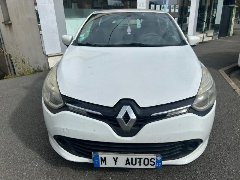 RENAULT CLIO 2012