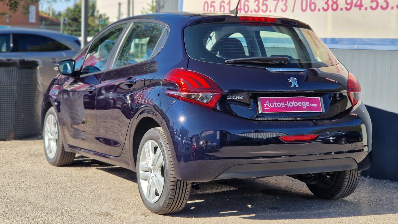 PEUGEOT 208 2020