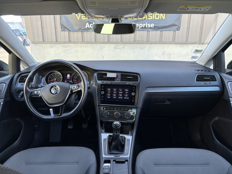 VOLKSWAGEN GOLF 2019