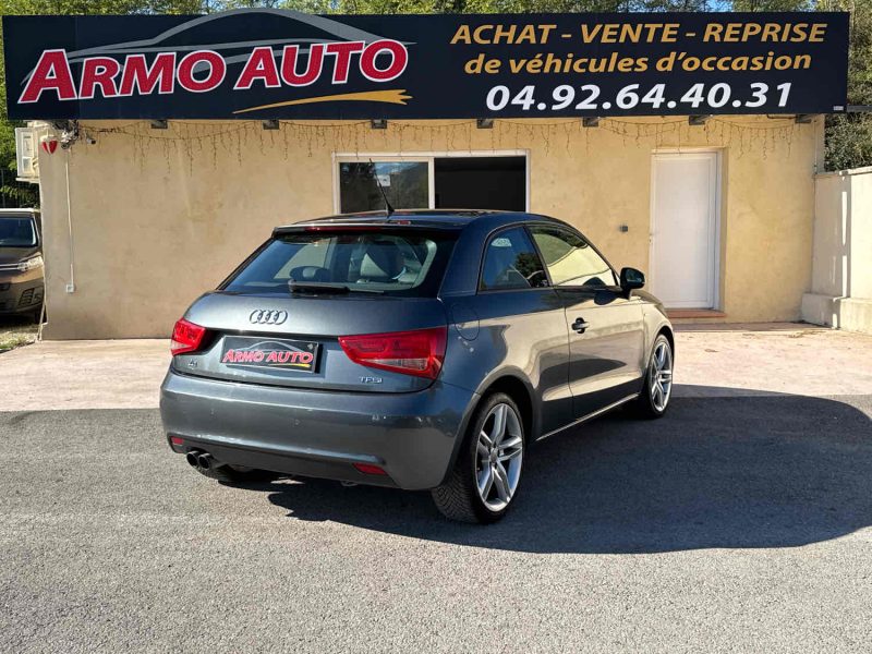 AUDI A1 2011