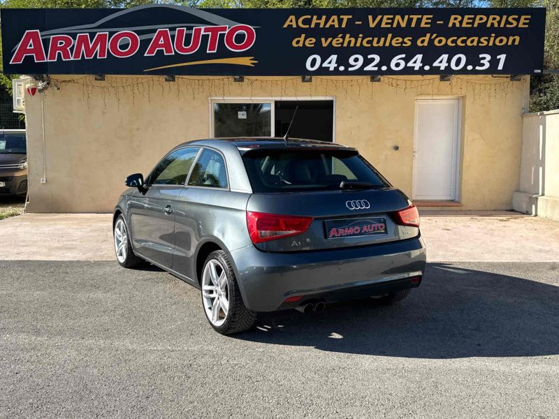 AUDI A1 2011