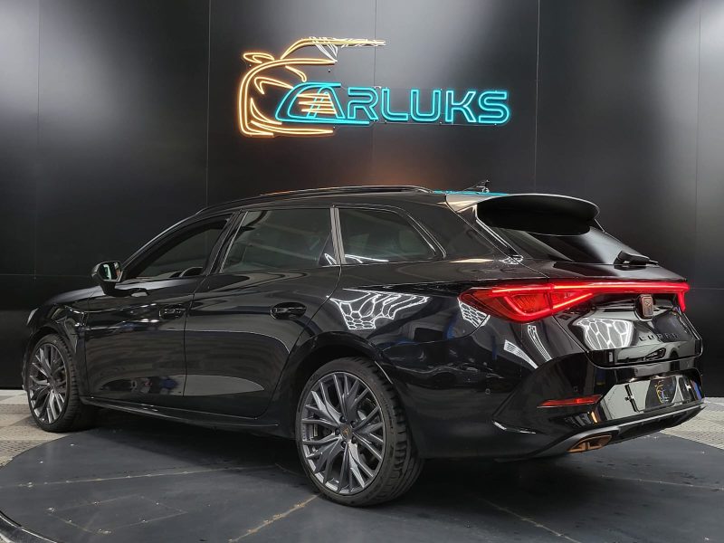 Sportstourer 1.4 TSI e-Hybrid 245 cv