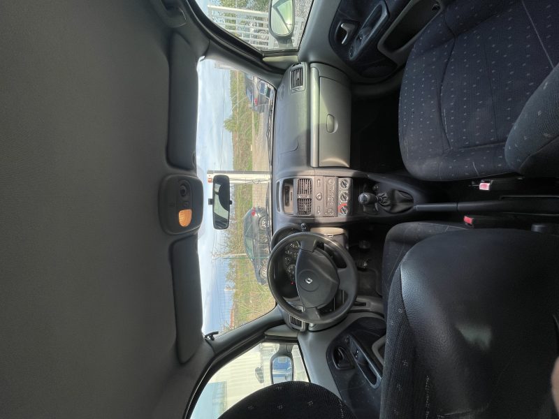 RENAULT CLIO II 1.5 DCI 