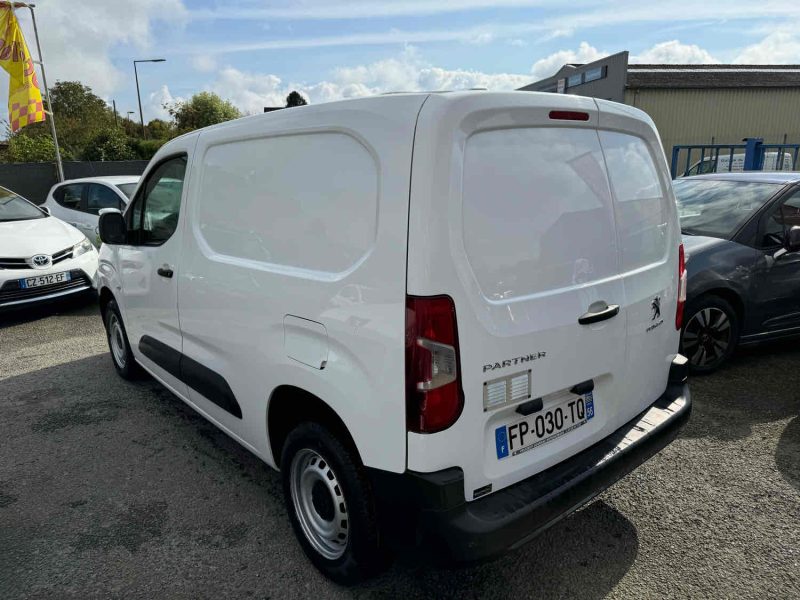 PEUGEOT PARTNER 1.5 BlueHDi 100 PREMIUM