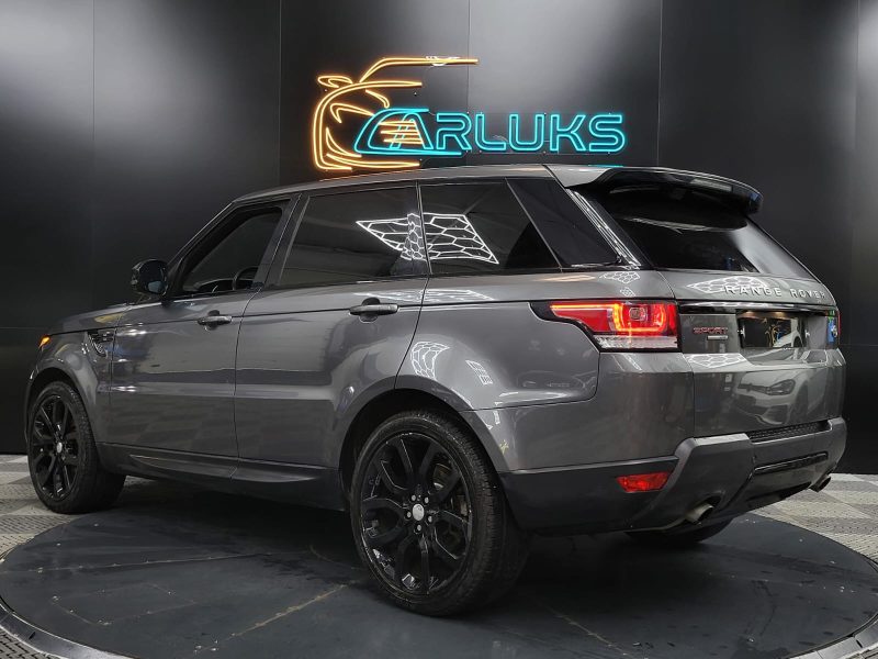 LAND ROVER RANGE ROVER SPORT 3.0 TDV6 258cv HSE Boîte Auto 4X4