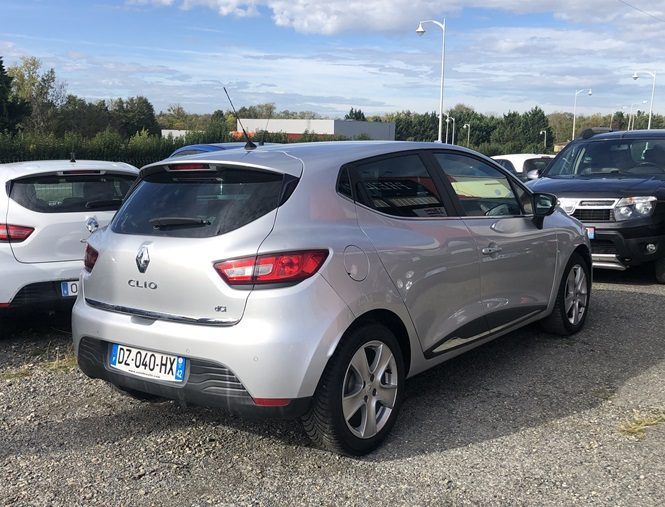 RENAULT CLIO 2016