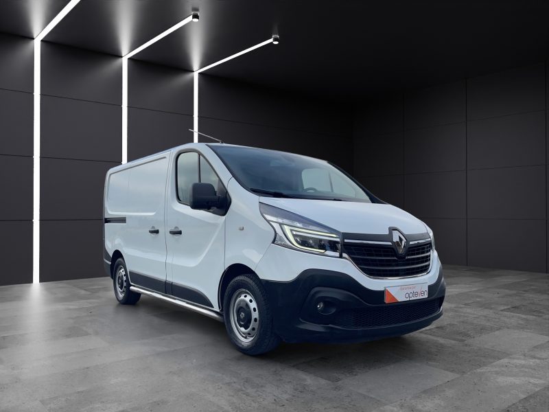 RENAULT TRAFIC 2021