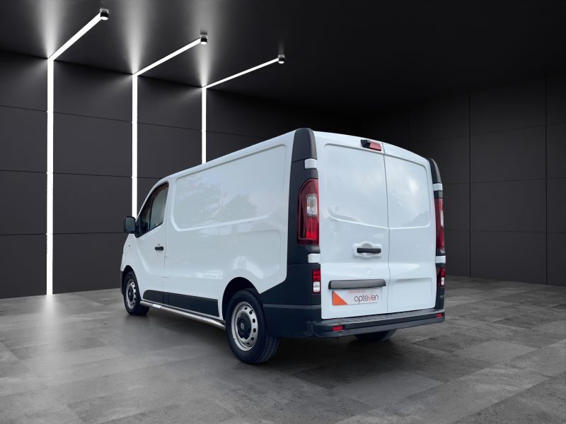 RENAULT TRAFIC 2021