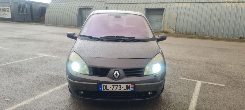 RENAULT MEGANE SCENIC  2004