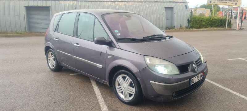 RENAULT MEGANE SCENIC  2004