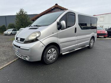 RENAULT TRAFIC II 1.9L dCi Combi court 100cv 9 Places / Revisée&Garantie