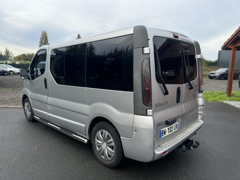 RENAULT TRAFIC II 1.9L dCi Combi court 100cv 9 Places / Revisée&Garantie