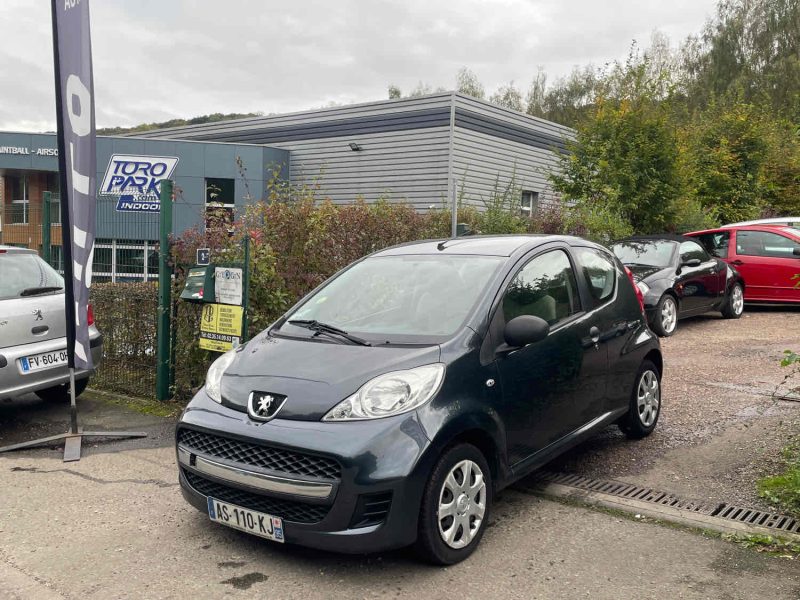 PEUGEOT 107 2010