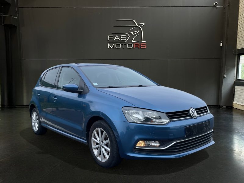 VOLKSWAGEN POLO LOUNGE 2015