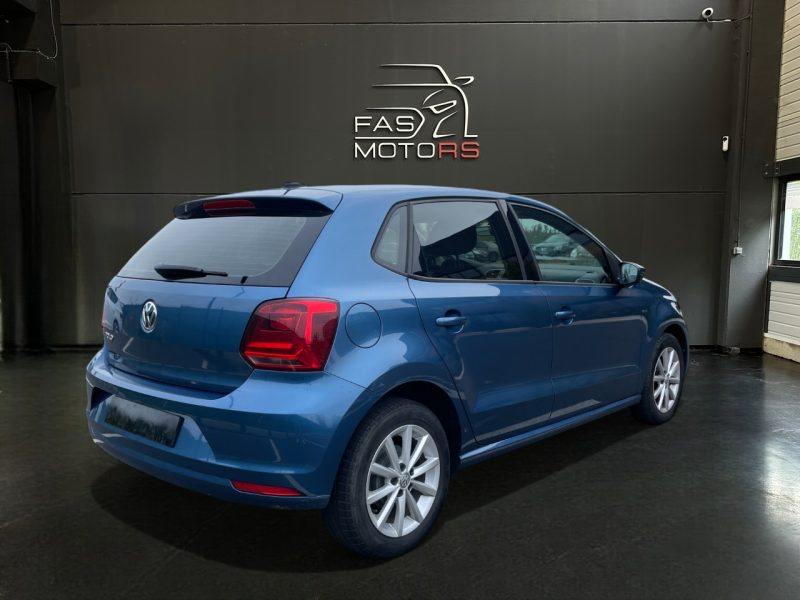 VOLKSWAGEN POLO LOUNGE 2015