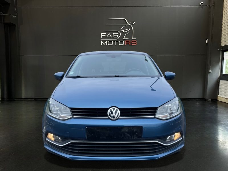 VOLKSWAGEN POLO LOUNGE 2015