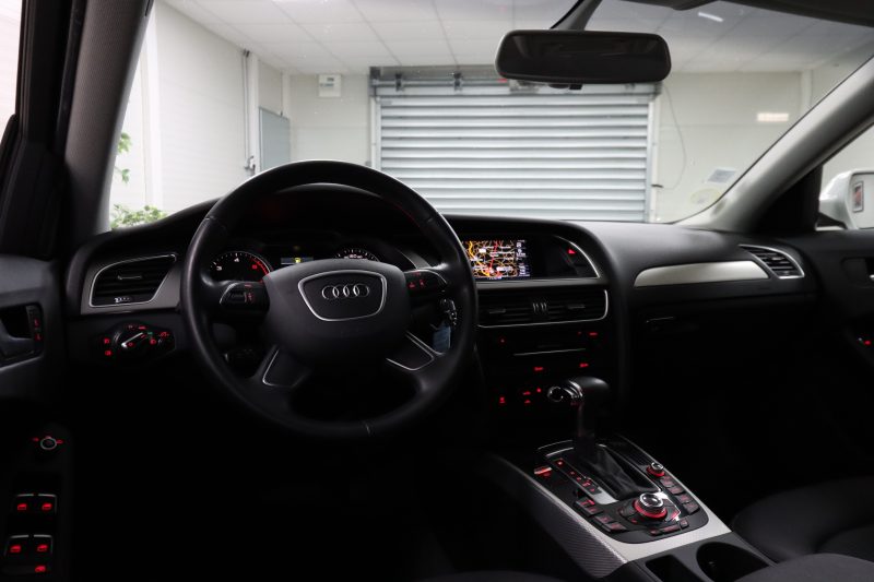 AUDI A4 2014