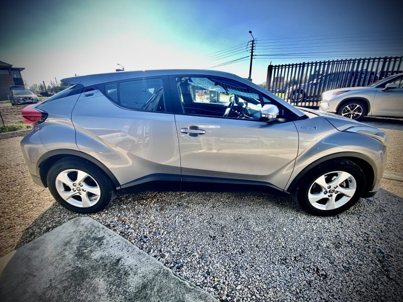 TOYOTA C-hr Dynamic 122h 04/2019