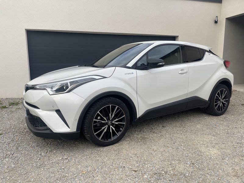 TOYOTA C-HR 2017