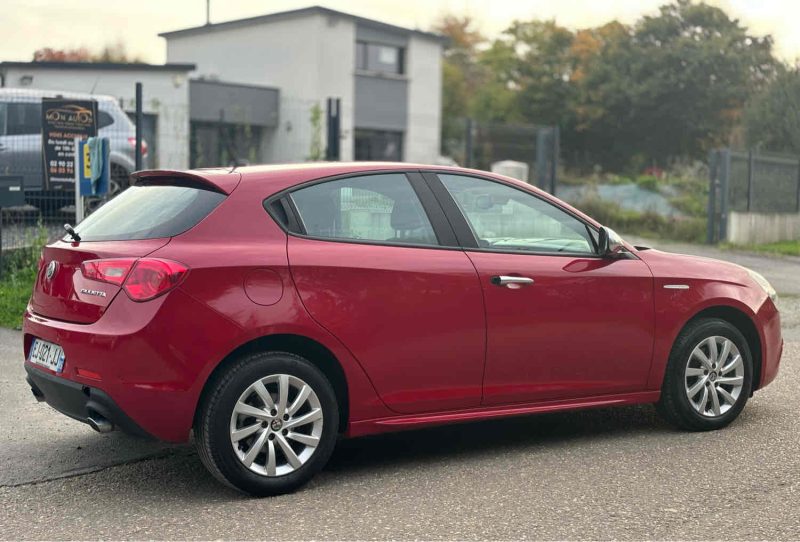 ALFA ROMEO GIULIETTA 2017