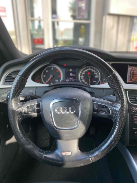 AUDI A4 2010