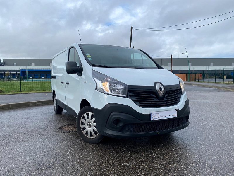 RENAULT TRAFIC III Camionnette 2019