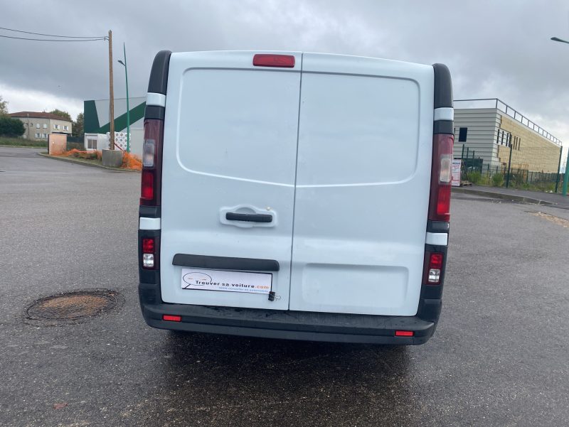 RENAULT TRAFIC III Camionnette 2019