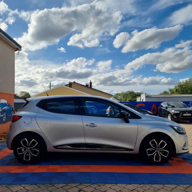 RENAULT CLIO 2018