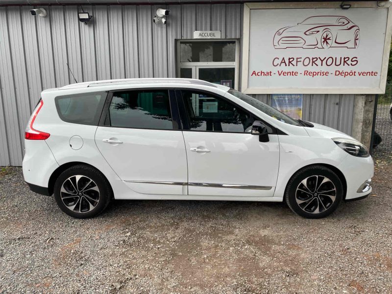 RENAULT MEGANE SCENIC 2016