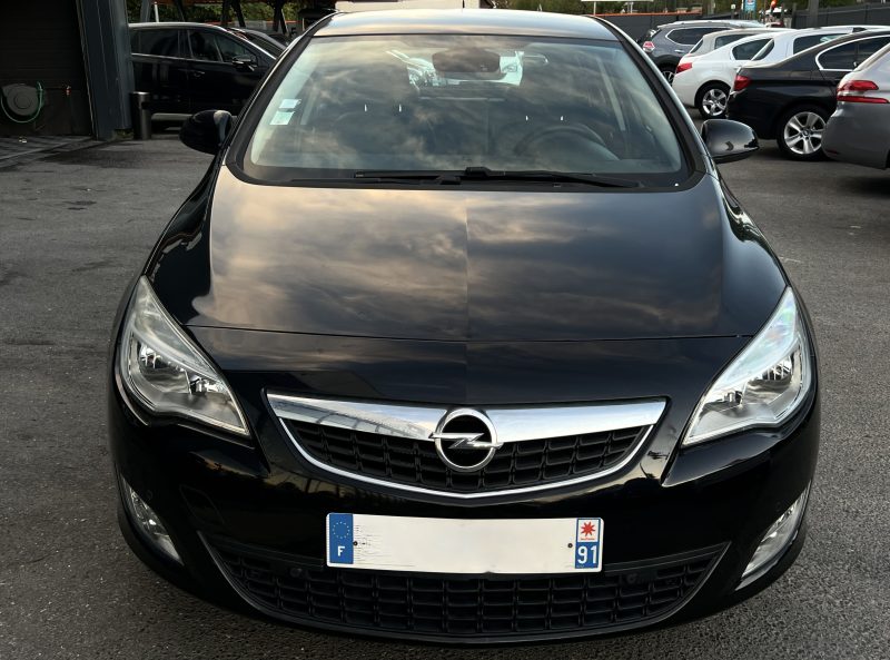 OPEL ASTRA 4 IV COSMO PACK 1.4 TURBO 140 Cv 1ERE MAIN / 57 900 Kms CRIT AIR 1 - GARANTIE 1 AN