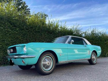 FORD MUSTANG 1966 6 CYLINDRE BOITE MECANIQUE 