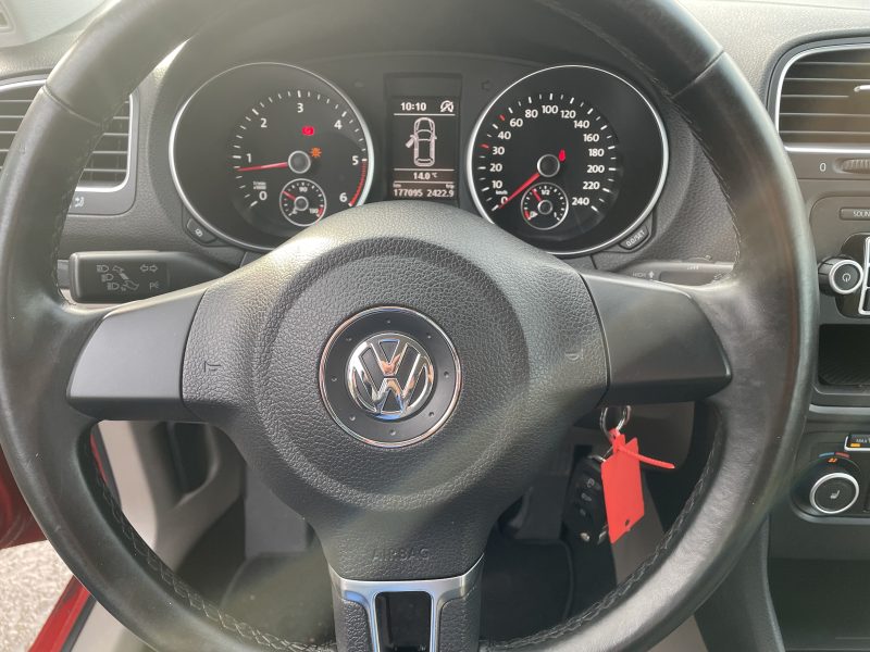 VOLKSWAGEN GOLF 2011