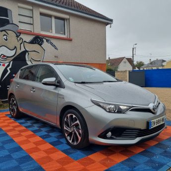 TOYOTA AURIS 2017