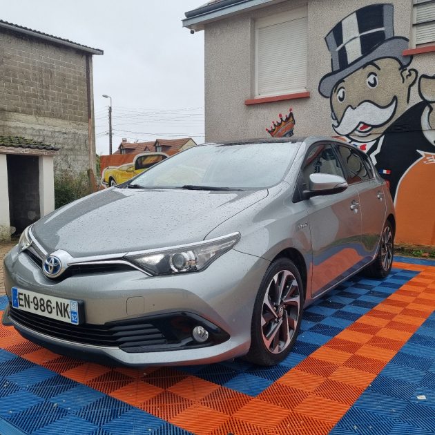 TOYOTA AURIS 2017