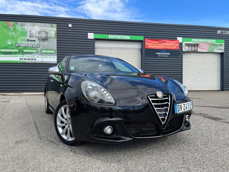 ALFA ROMEO  GIULIETTA 2015