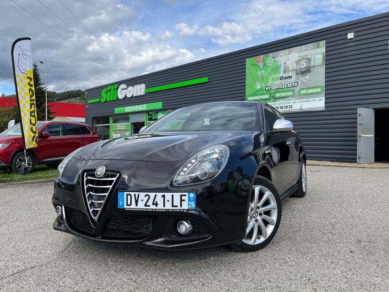 ALFA ROMEO  GIULIETTA 2015